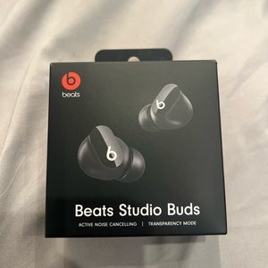 Beats Studio Buds